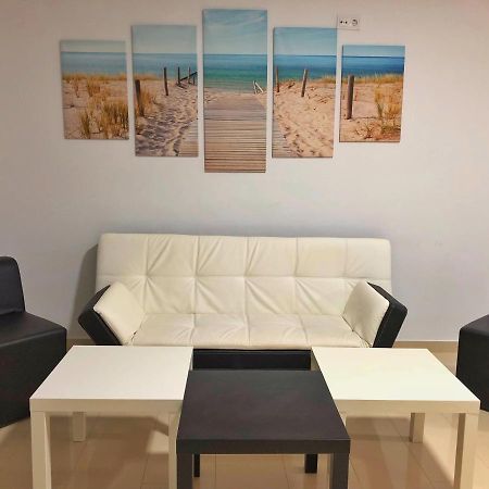 Apartamentos Carmen Teresa Torremolinos Exteriör bild