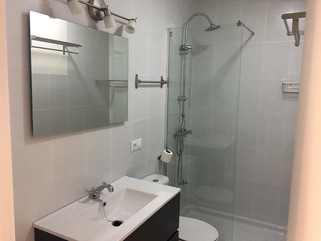 Apartamentos Carmen Teresa Torremolinos Exteriör bild