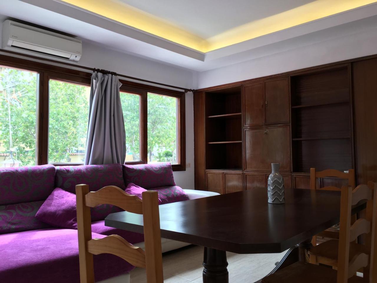 Apartamentos Carmen Teresa Torremolinos Exteriör bild